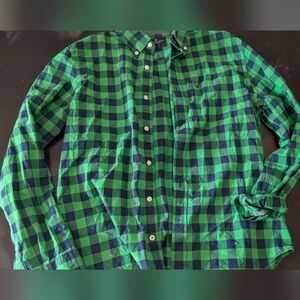 Men's Green & Navy Check Button-Down Shirt Classic Fit Medium American Eagle
